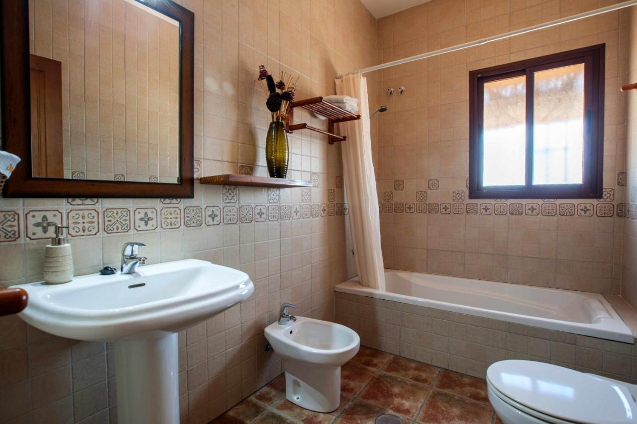 Casa Mirador Las Claras Con Piscina Privada Jardin Iznate Luaran gambar